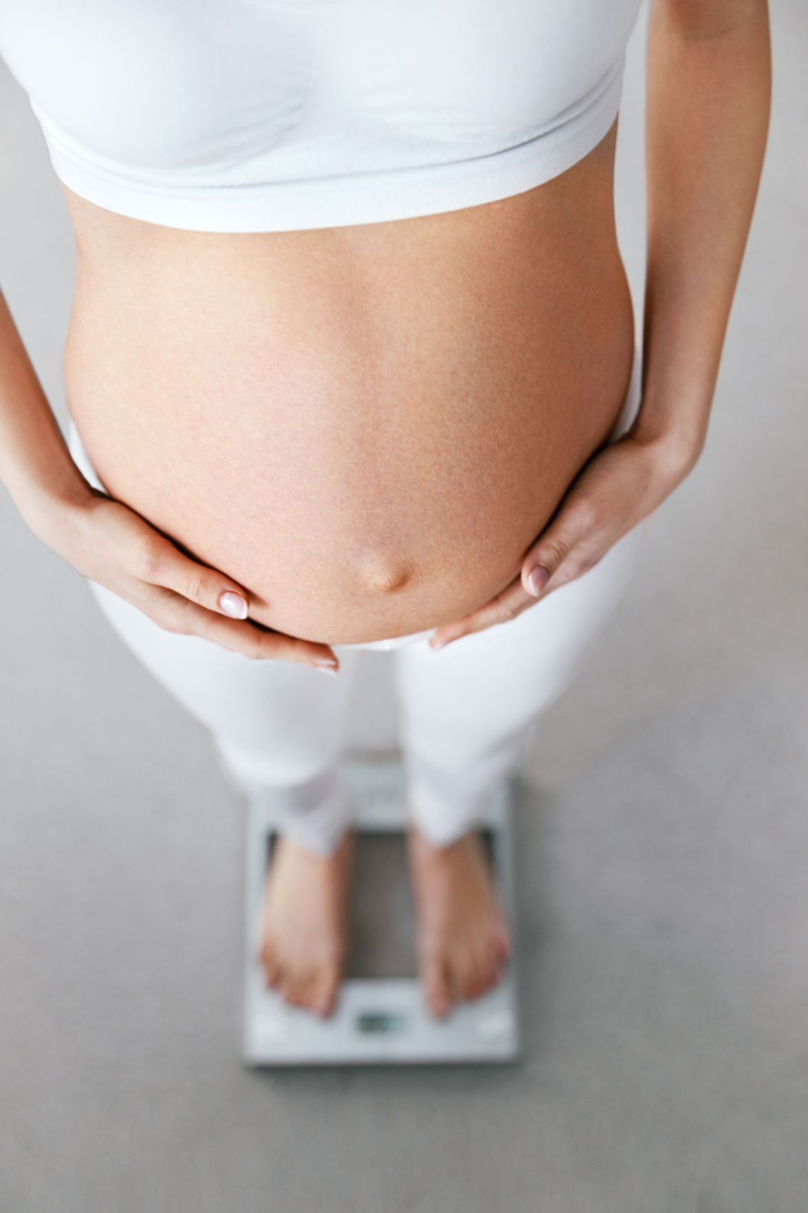 Expectant moms need not increase caloric intake until 20 ...