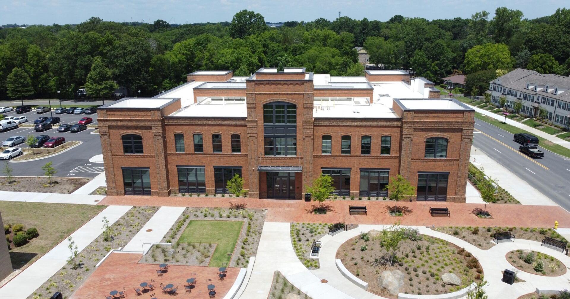 Pineville council picks flea market land in 3-2 vote | News - Vimarsana News