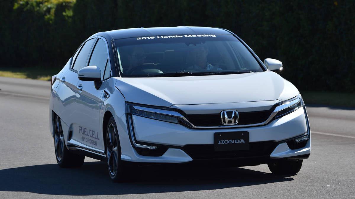 Auto Industry Engaged In Designing Hydrogen Fueled Cars Even With
