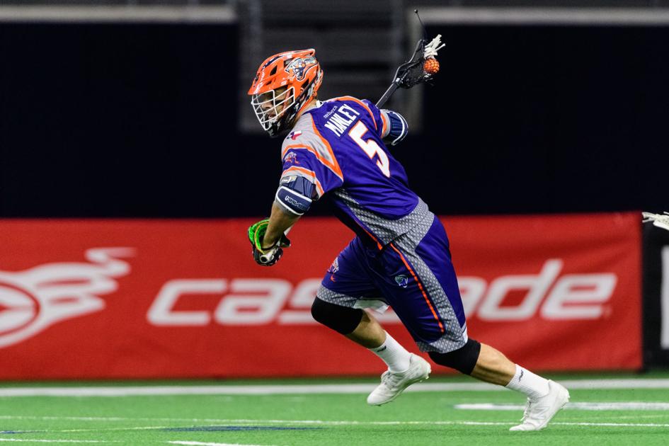 Professional lacrosse players' salaries are as low as $10,000: how they