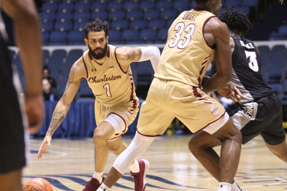 Riller Scores 29 Points In College Of Charleston S Win Over Big