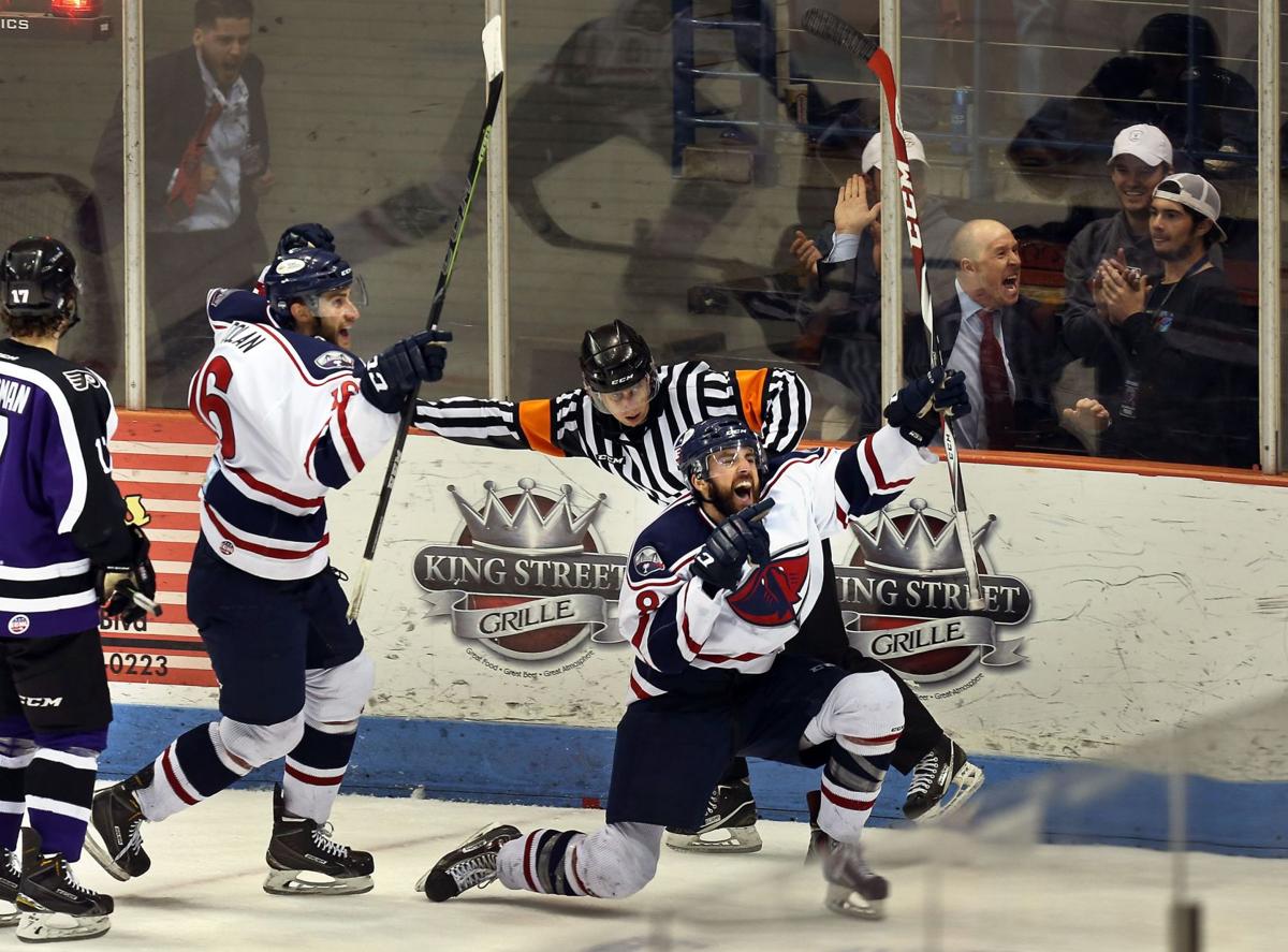 Stingrays win ECHL's East Division