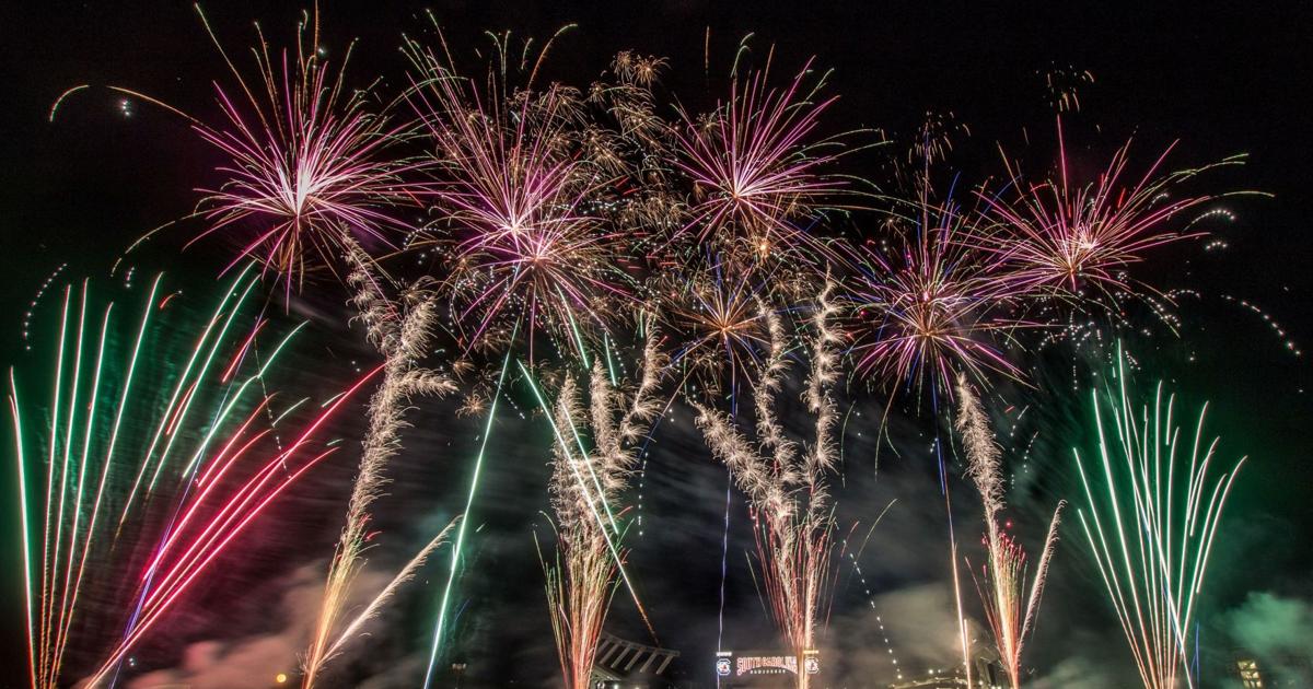Anatomy of a fireworks show | News | postandcourier.com