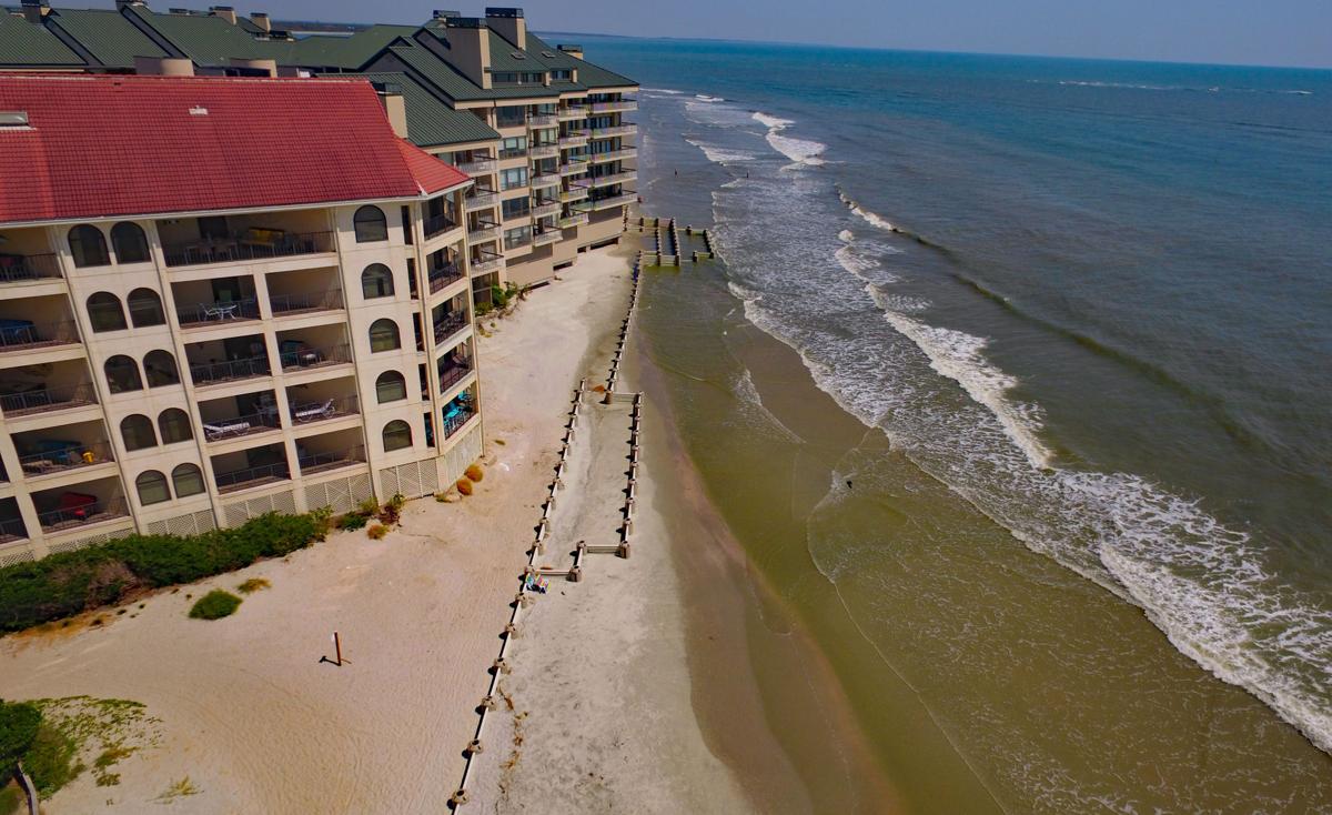 Dhec Board Experimental Sea Walls Can Stay Up Another Year News Postandcourier Com