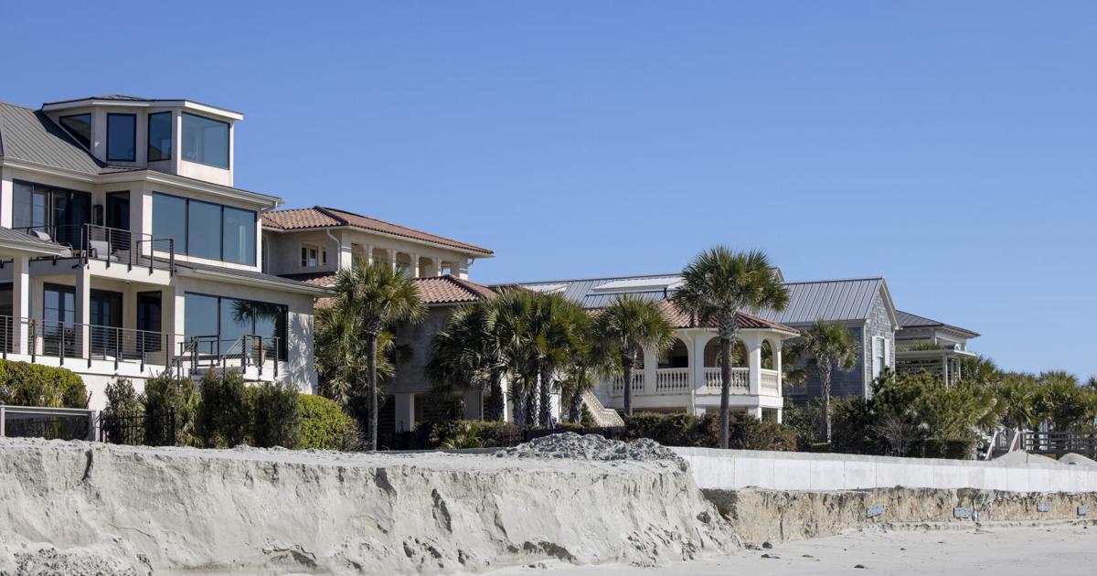 SC Judge says Isle of Palms seawall must go, but dismisses $289K fine