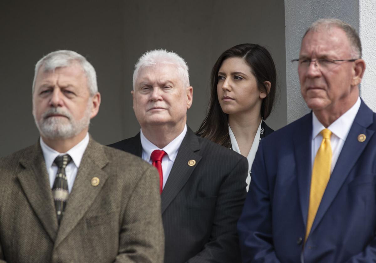 Prosection Outside Presser Lineup.JPG