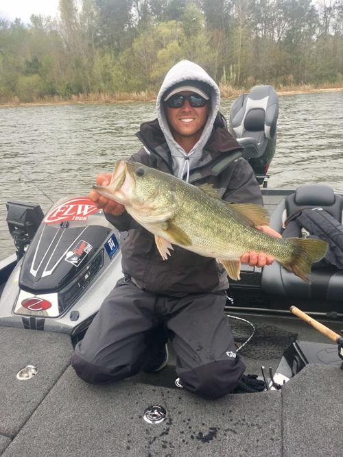 Summerville Fishing Pros Say Winter A Good Time To Be On The Water For Bass Anglers Fishing Postandcourier Com