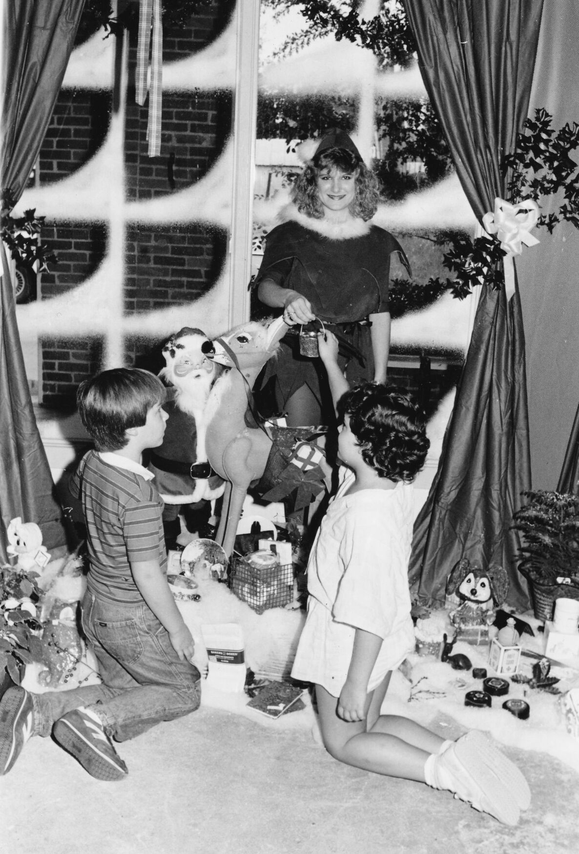Christmas shop – Dec. 24