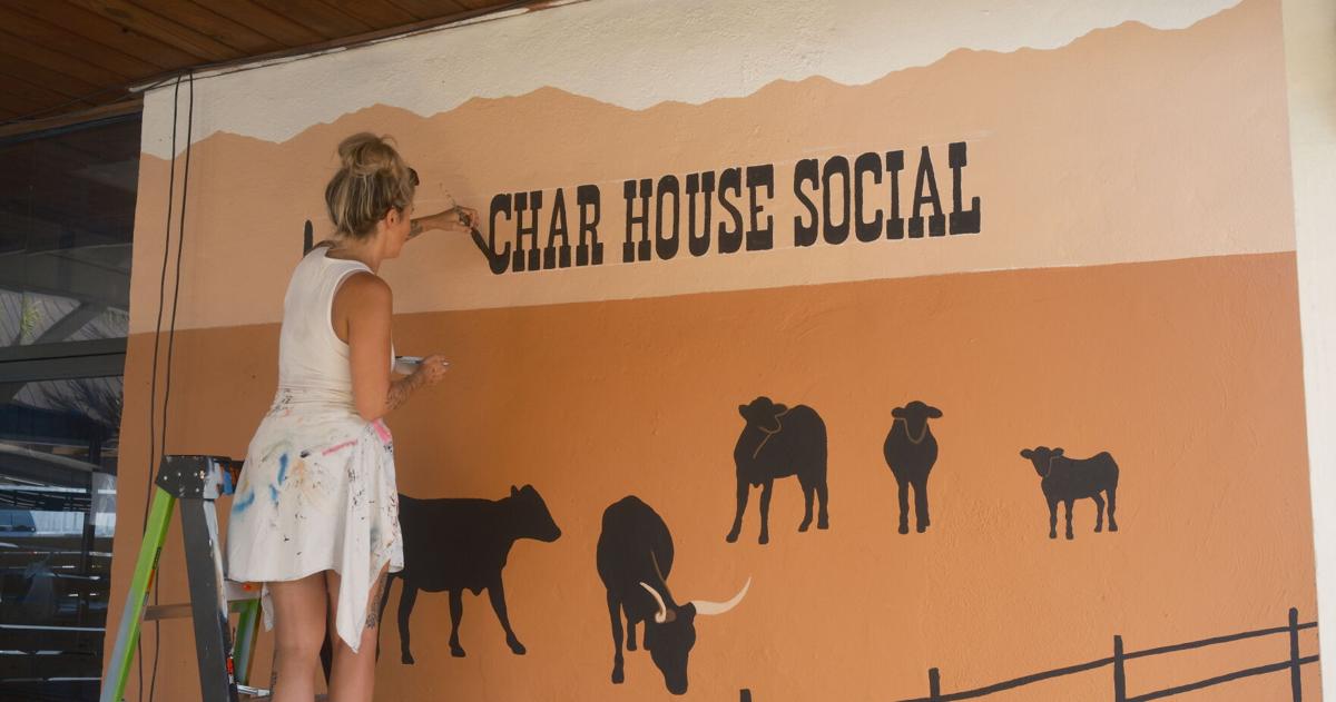 New Texas-style steakhouse to open on James Island. Here's what the owners have planned.