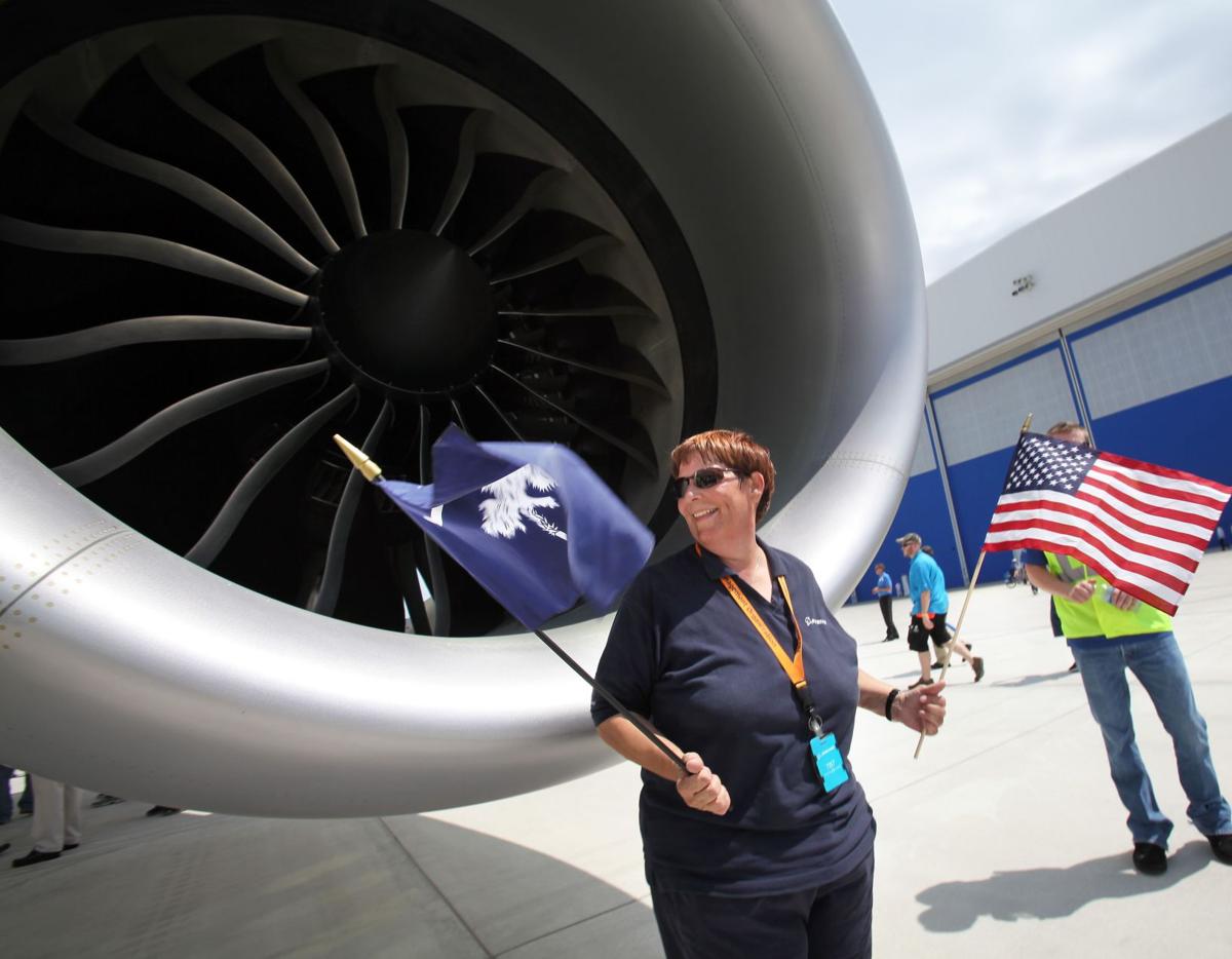 Boeing 787 Roll Out