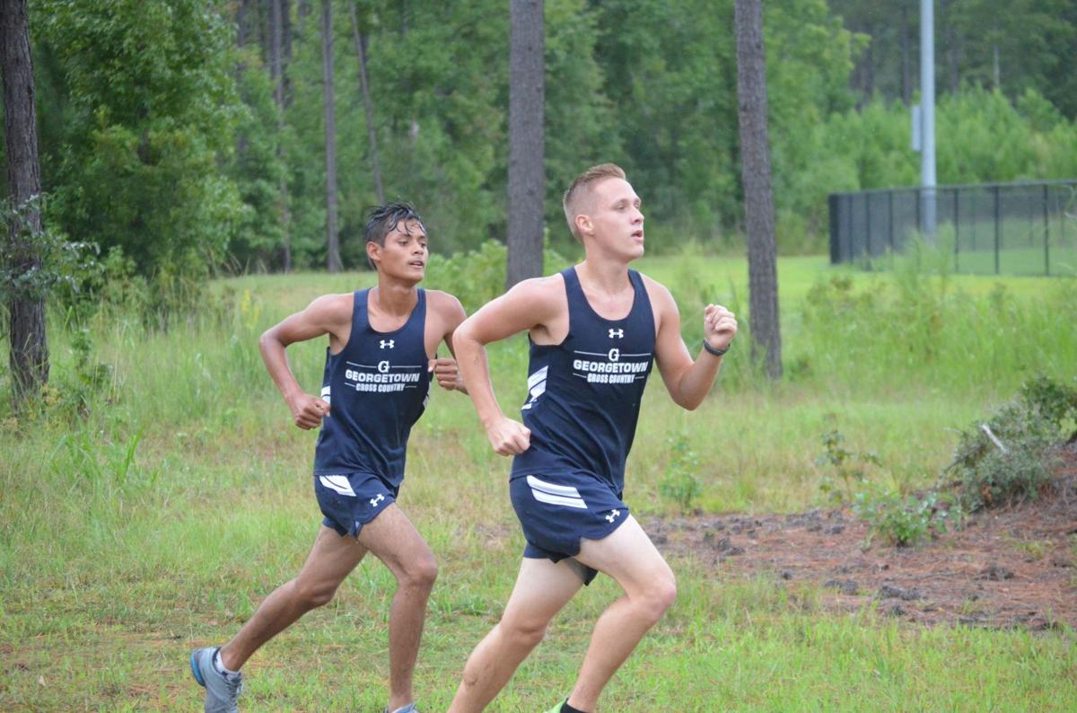 Cross country at 8 Oaks Park