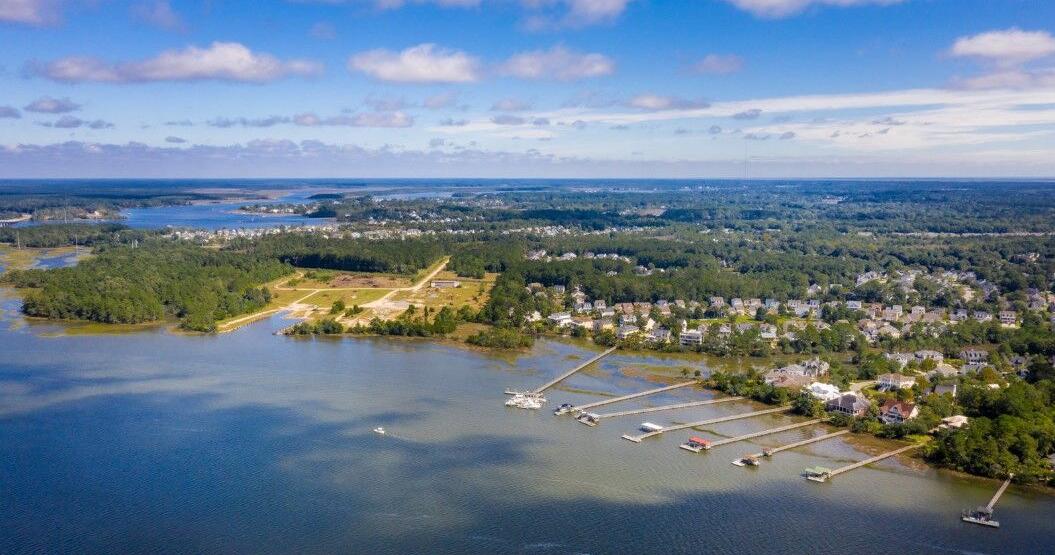 A large Wando River tract that Mount Pleasant tried to buy is being sold