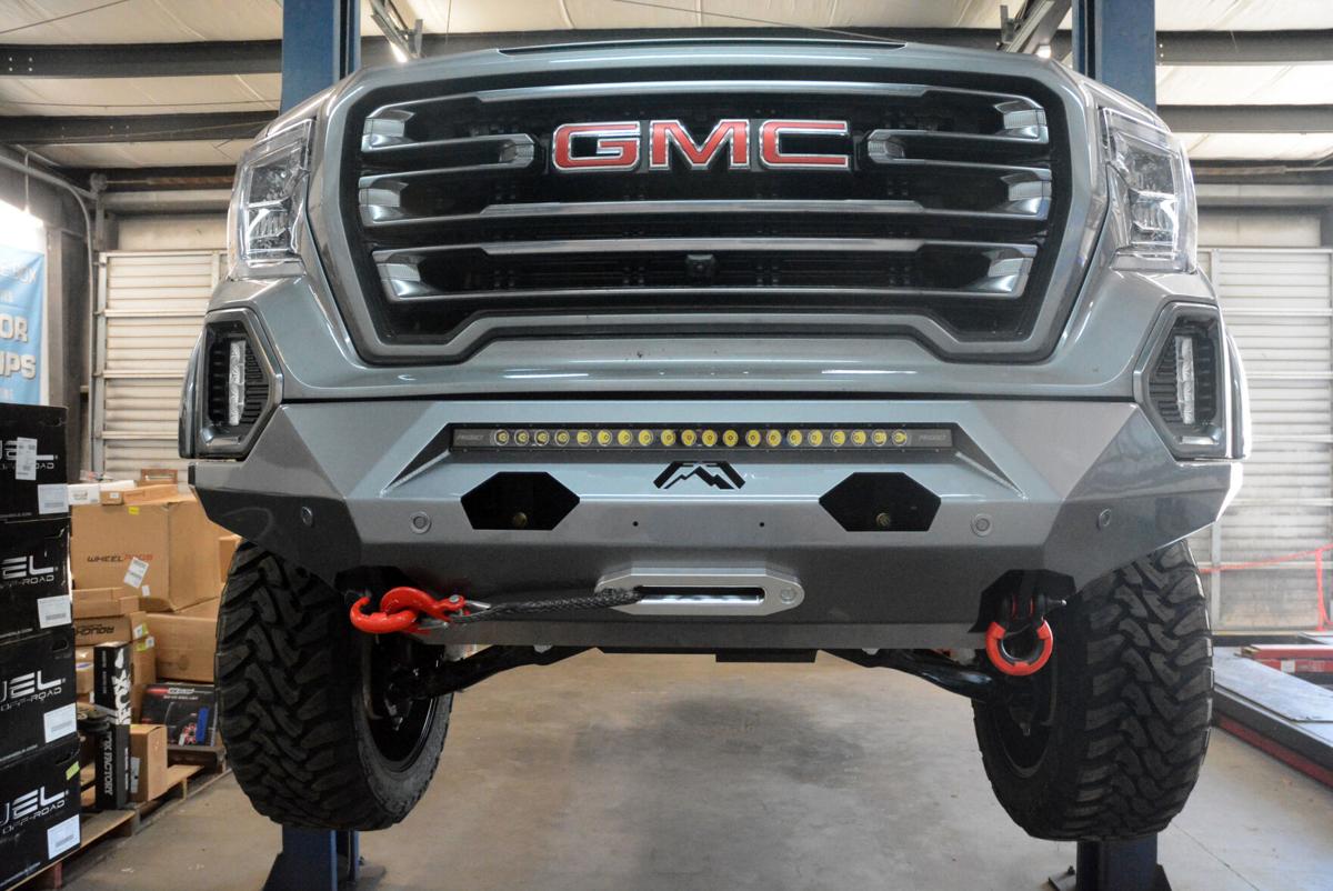 Aiken business creates deluxe trucks for Nashville's elite | Local News | postandcourier.com