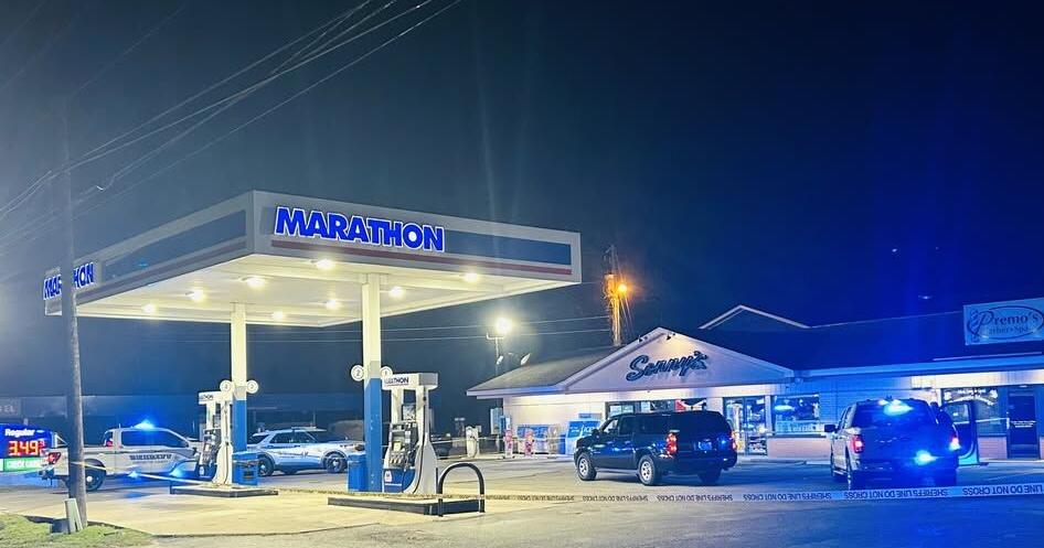 Deputy shoots and kills person following a reported Summerville armed burglary