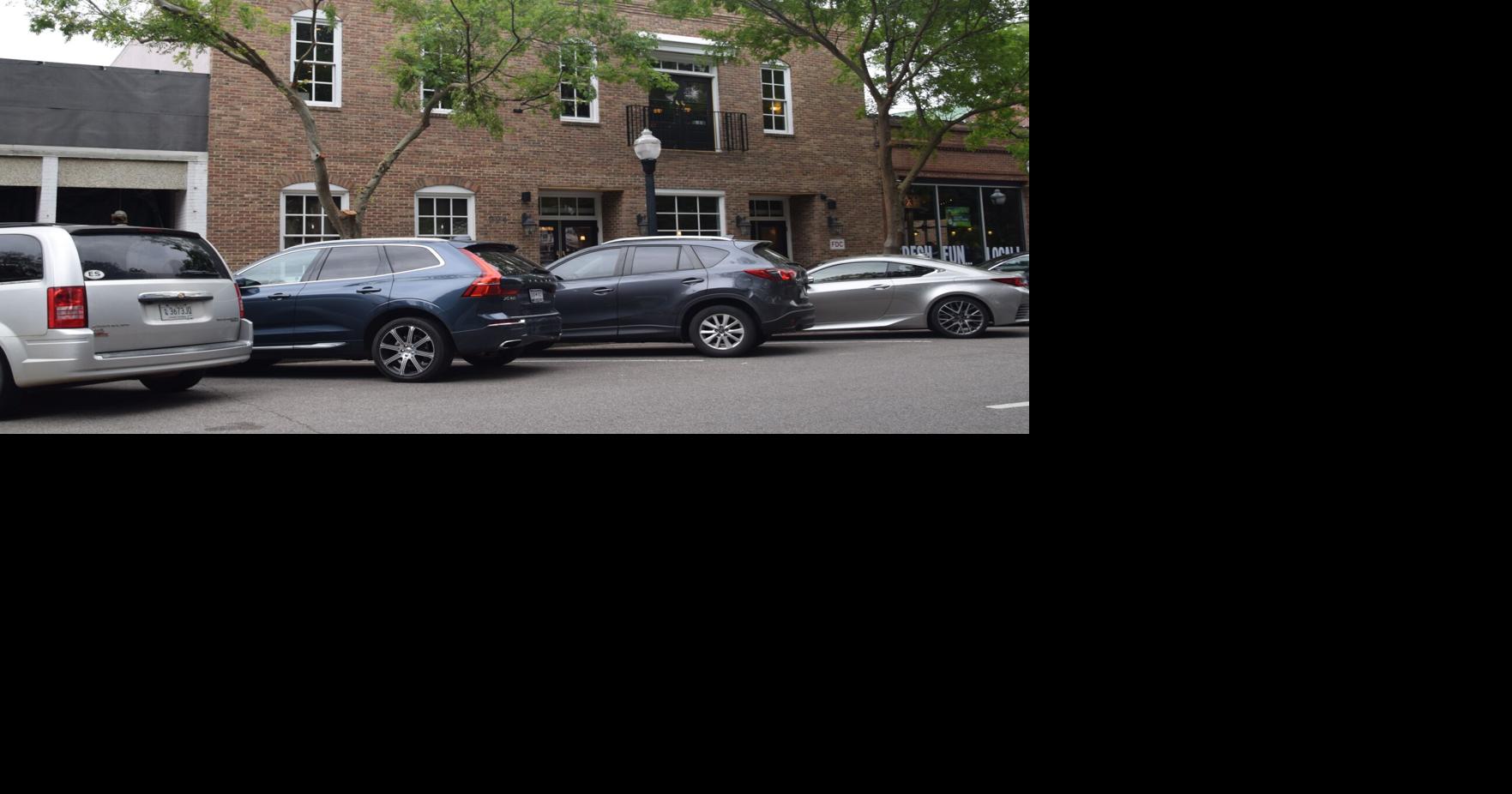 Park Avenue Oyster Bar & Grill opens in Aiken; Iron Horse Grill reopens