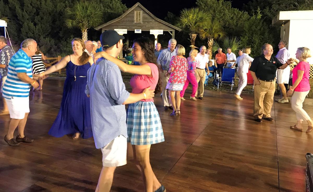 Reunion Still Making People Smile News Postandcourier Com