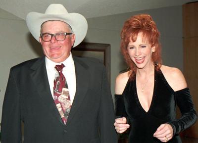 Father of country star Reba McEntire dies