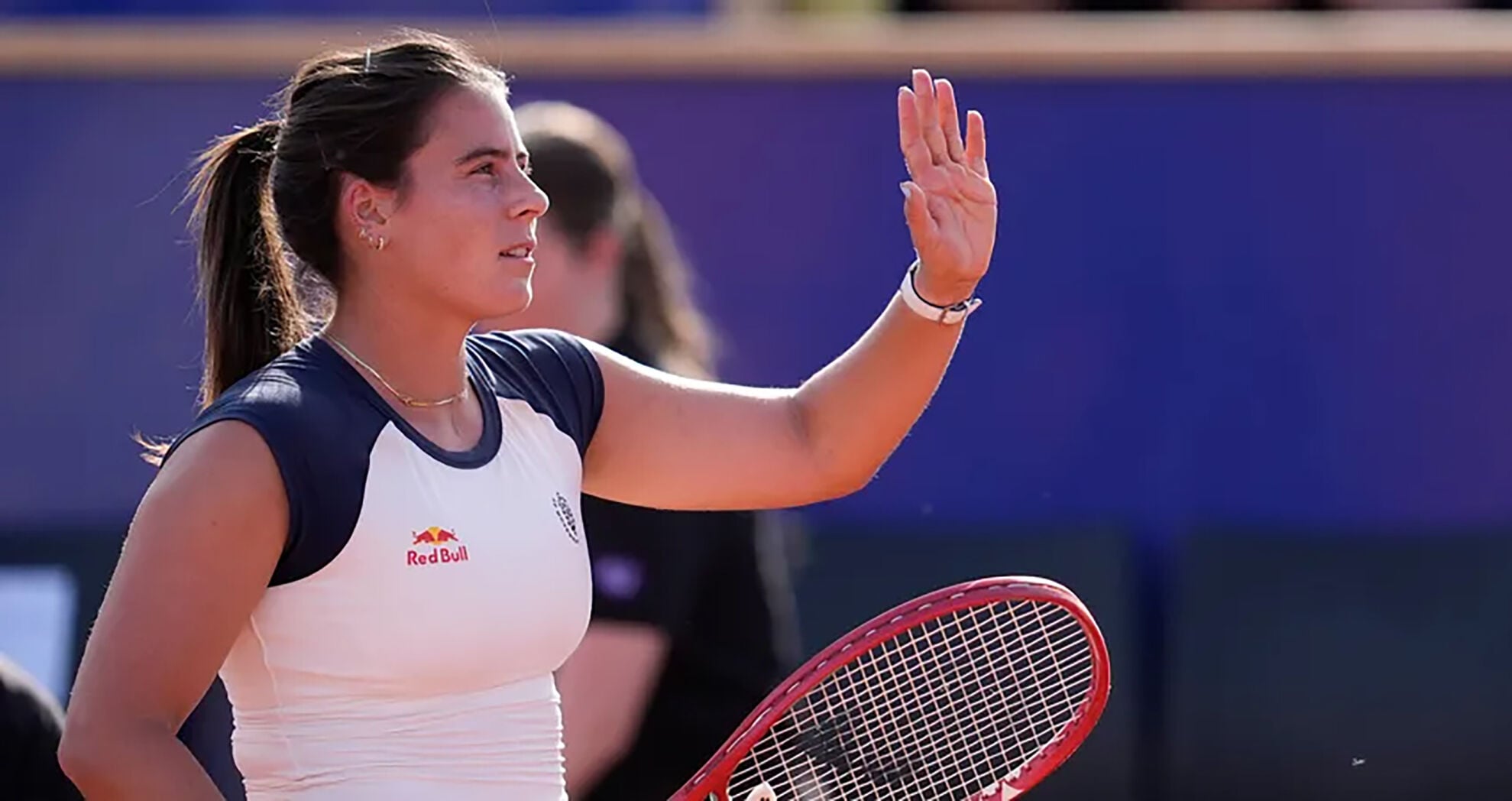 Emma Navarro upset Victoria Mboko for Strasbourg title