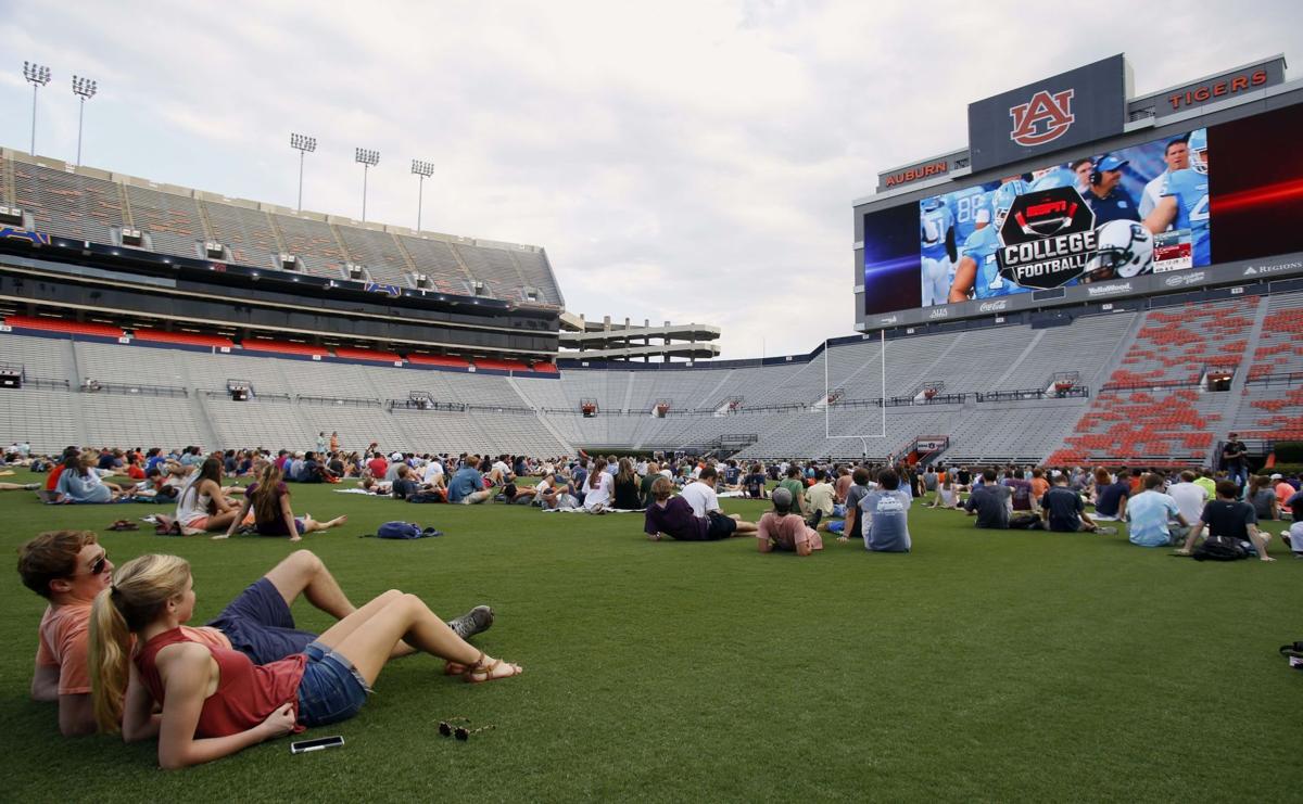 South Carolina vs North Carolina