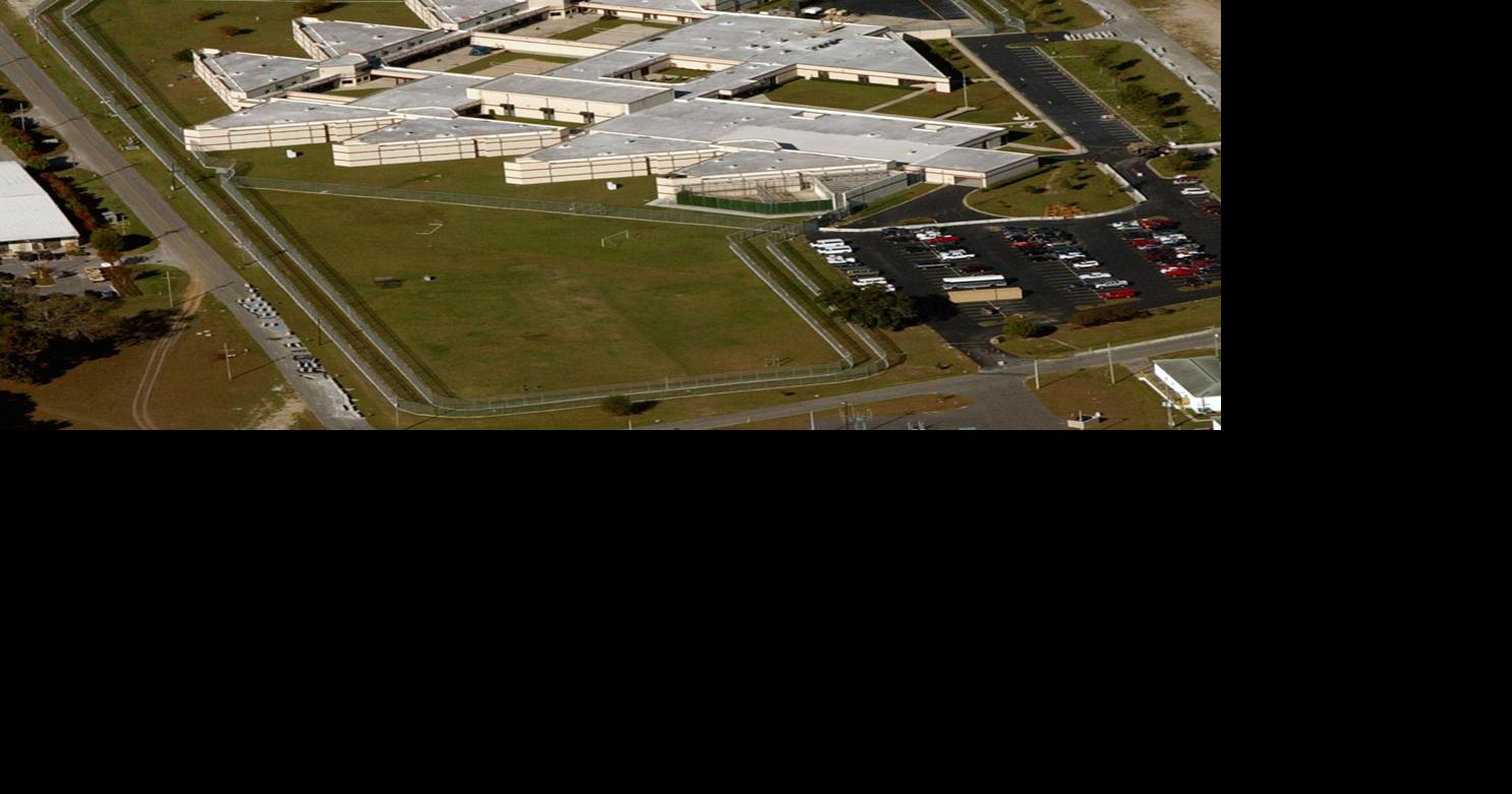 SC governor candidates openly promoting detention center for migrants. Where to go is up in the air.