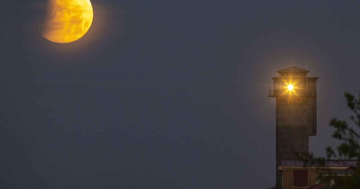 SC to see biggest, brightest supermoon of 2025 this week