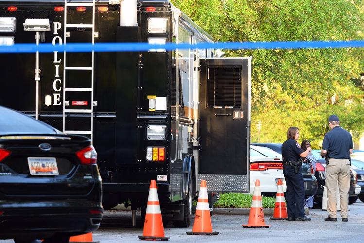 SLED: Suspect in Berkeley County deputy shooting was questioned and let ...