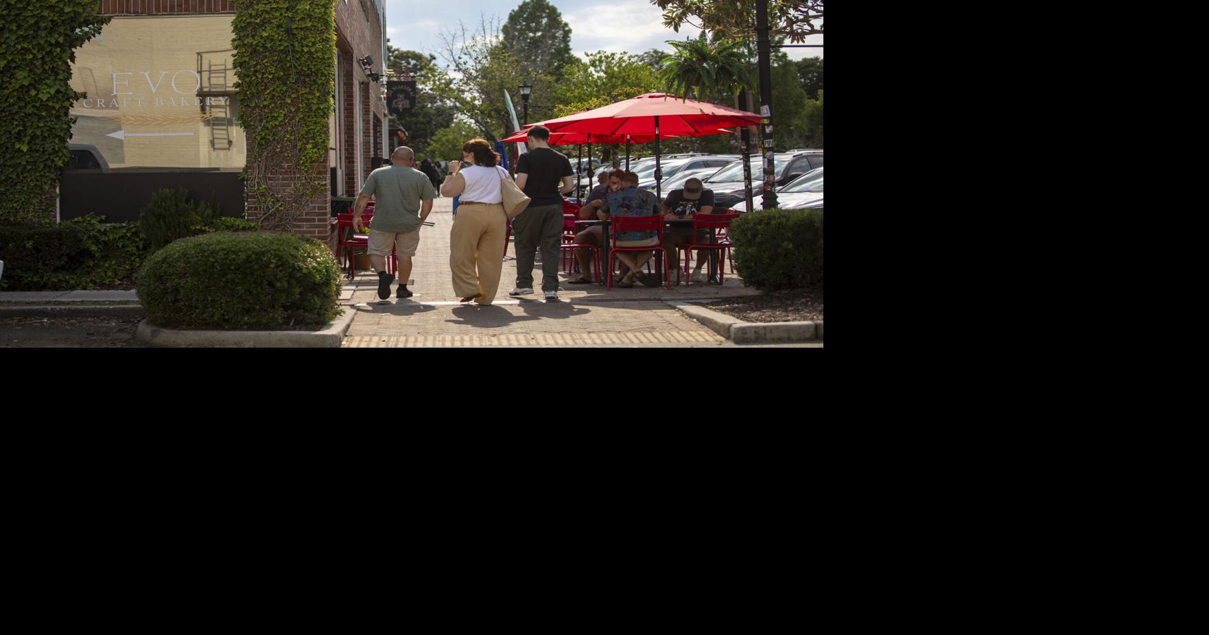 Explore North Charleston’s vibrant dining and entertainment scene