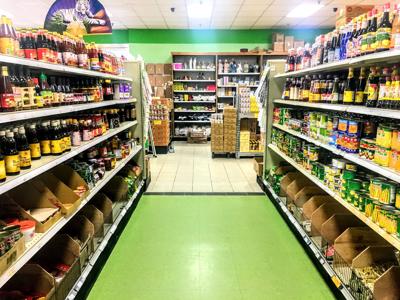 Columbia S International Grocery Stores Manage Demand Safety Concerns During Covid 19 Covid 19 Postandcourier Com