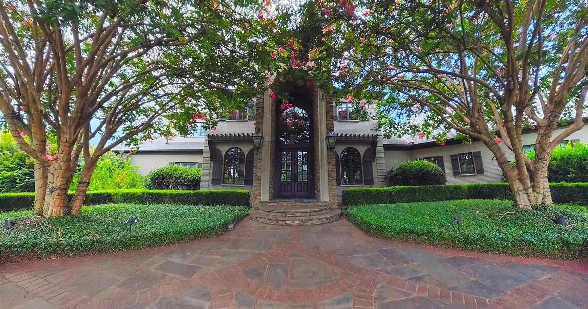 16-car garage and indoor shooting range are features of $5.5M Upstate listing