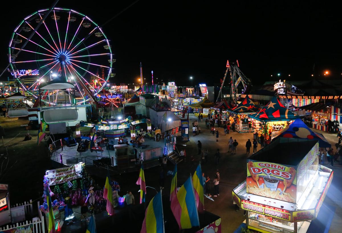 Opening night at the Coastal Carolina fair Photo Galleries