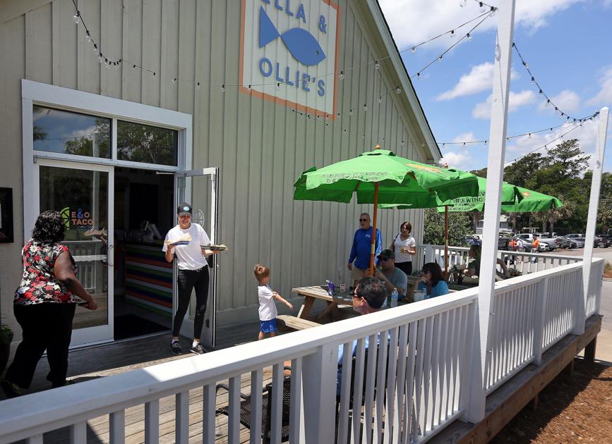 Ella & Ollie's Taco serving visitors to Edisto Beach Photo Galleries