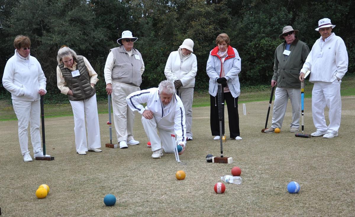 Croquet Hall of Fame member conducts clinic at Green Boundary Club in