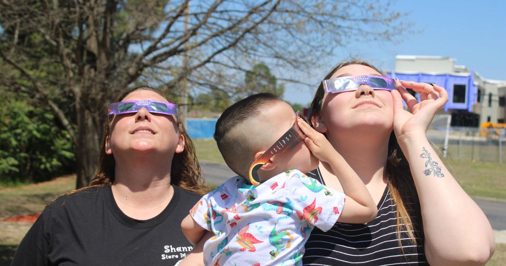 Look, solar eclipse comes through CSRA | Aiken Area News - Vimarsana News