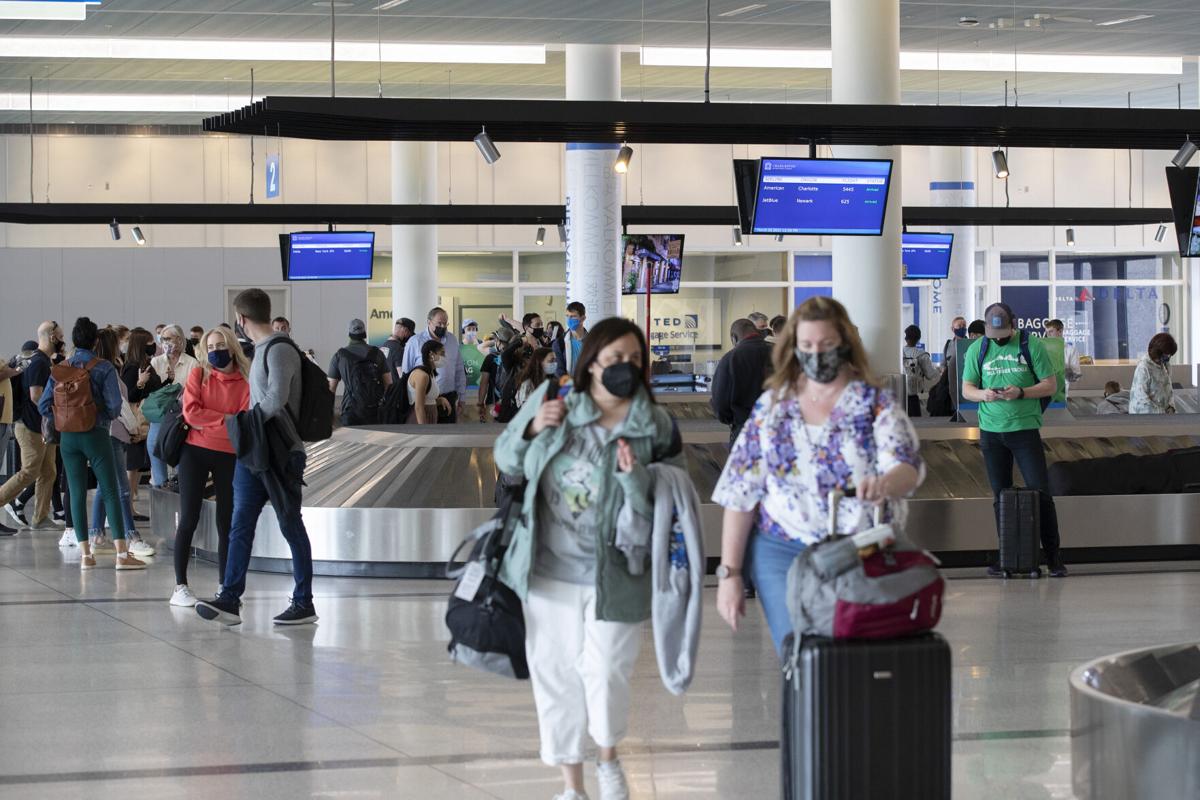 PRINT airport 2021 passengers.jpg