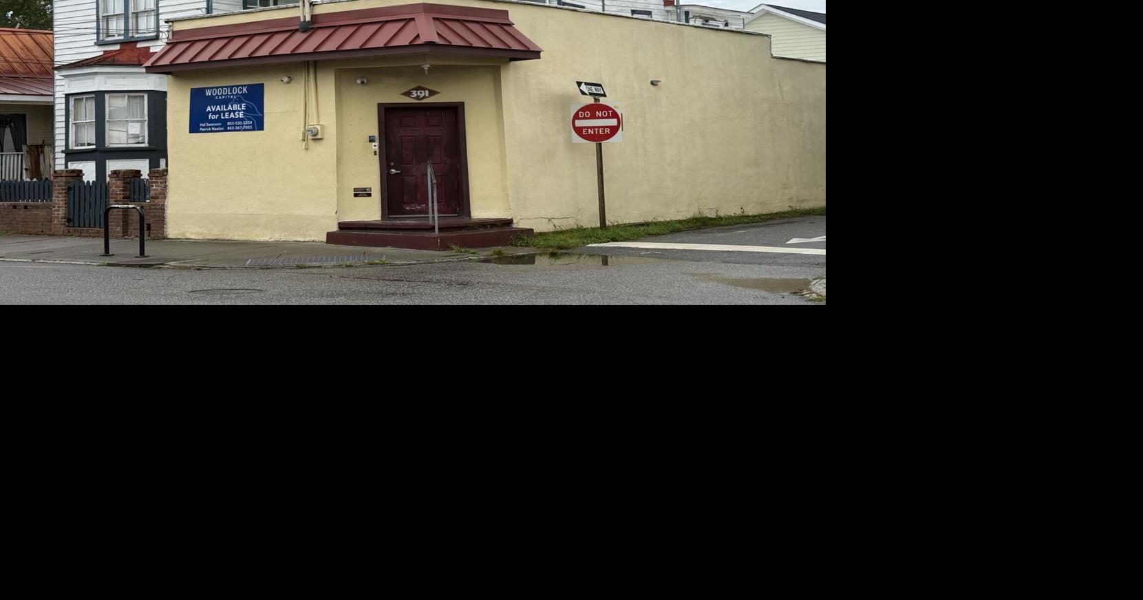 Charleston cocktail bar closes. Plus, Salmonella outbreak linked to jalapeños in SC, other states.