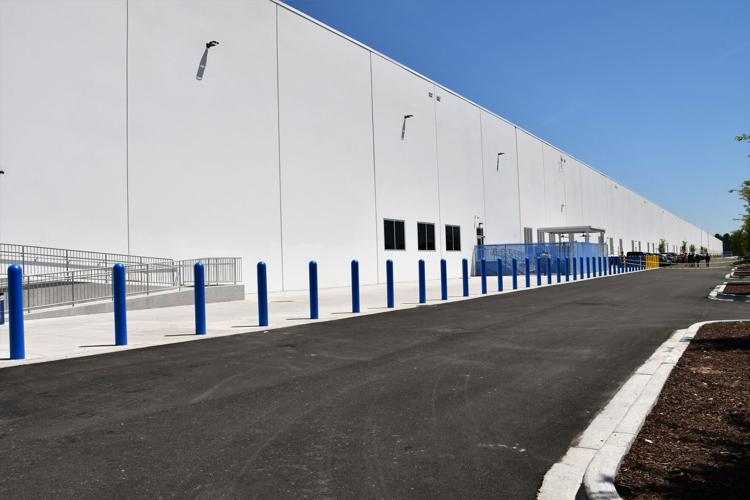 Area officials Walmart distribution center to Ridgeville