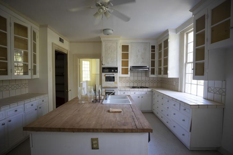 Photos Inside the Wedge Plantation Multimedia