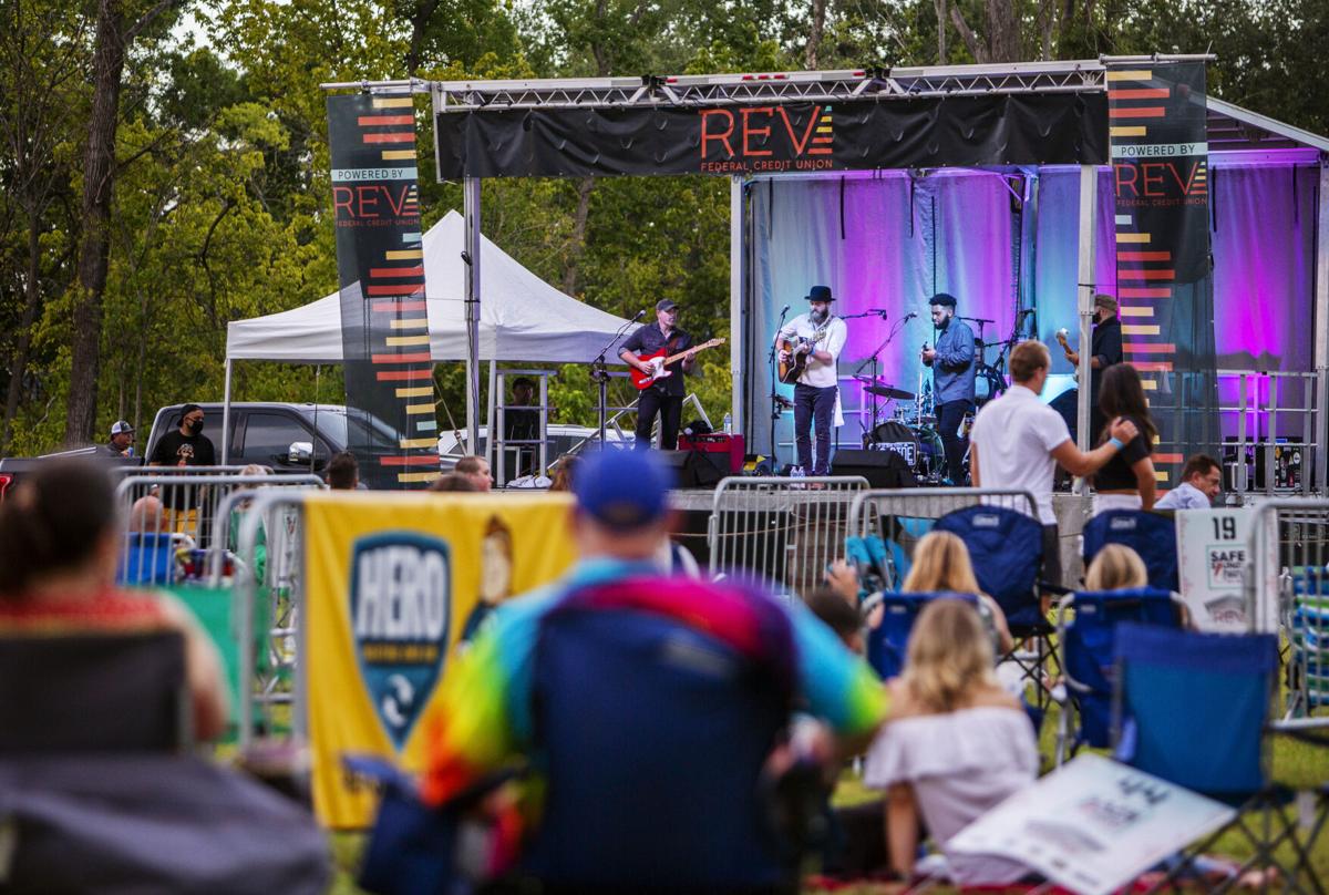 Firefly Distillery Brings Back Outdoor Concert Series This Spring In North Charleston Charleston Scene Postandcourier Com