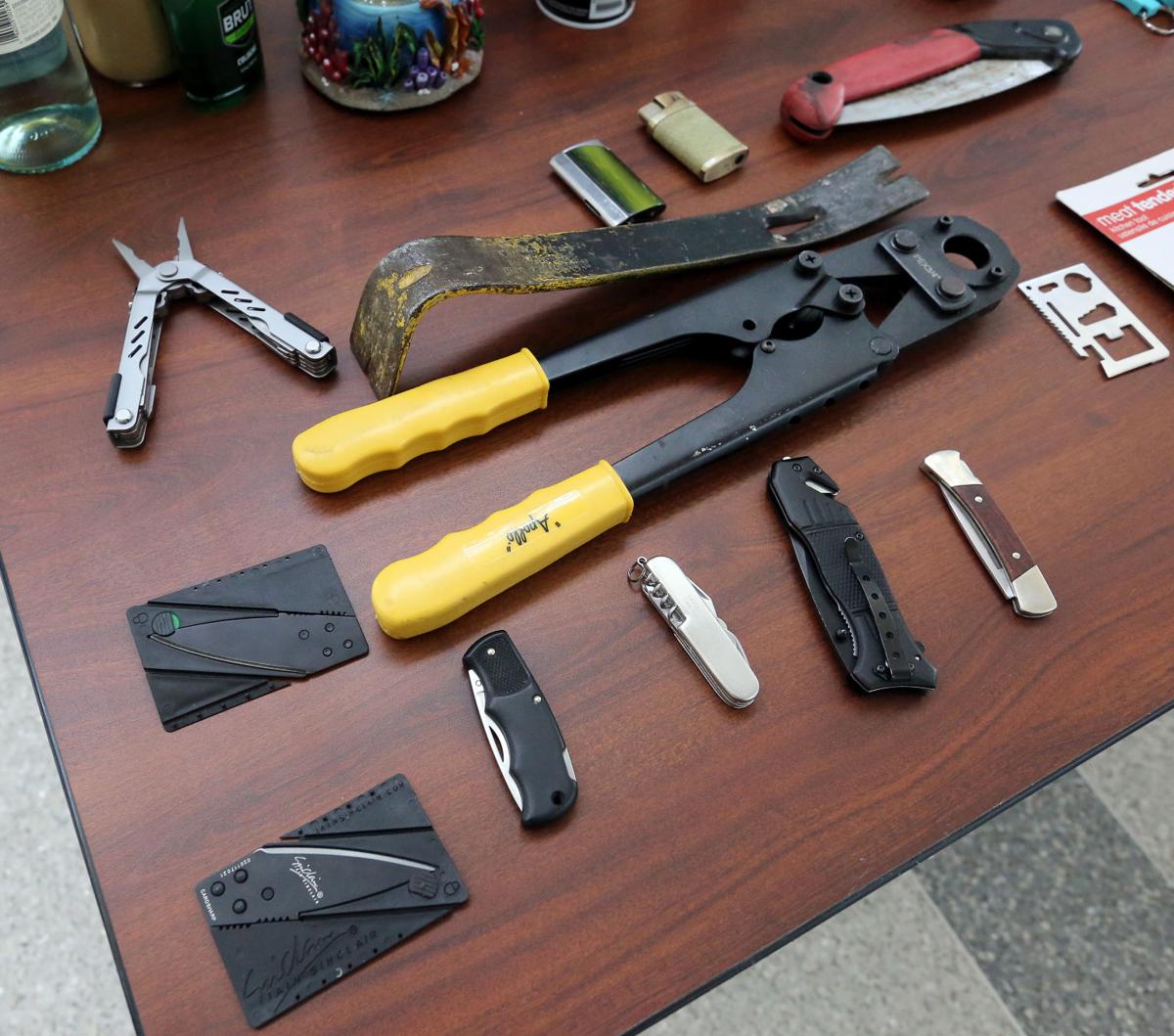 Holiday travelers urged to avoid prohibited items at Charleston airport