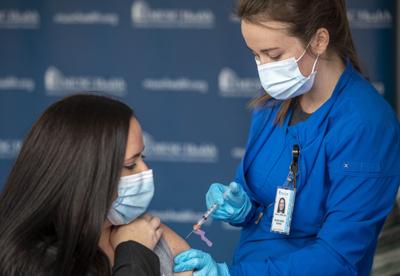 To ramp up COVID-19 vaccinations, SC expands who can give the shots |  Palmetto Politics | postandcourier.com