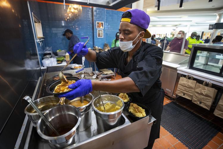 Photos Shrimp & Grits Cafe is now open in the Citadel Mall food court