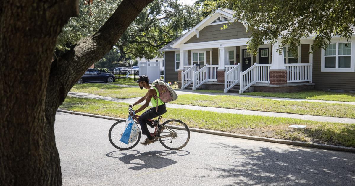 Kiawah Homes low-income housing project on Charleston peninsula renovated. Larger plans to follow.