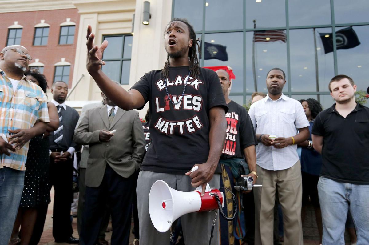 Walter Scott demonstrations continue