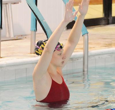 PREP SPORTS: Sarah Mundy earns girls swim award