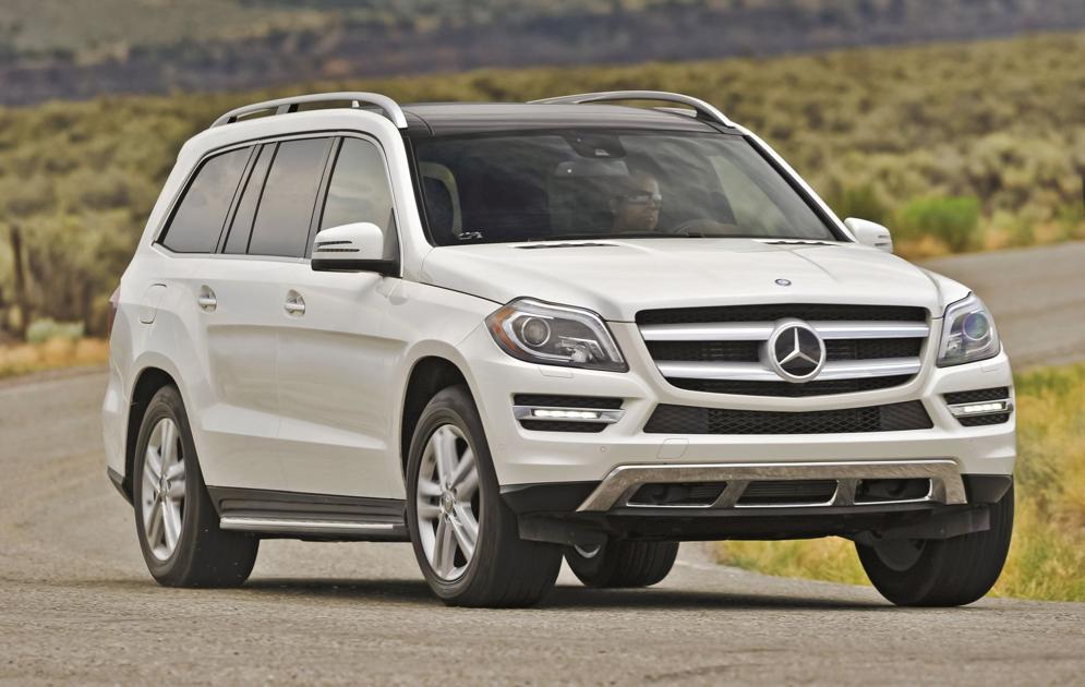 Investigators Pursue Luxury Car Exporters Business