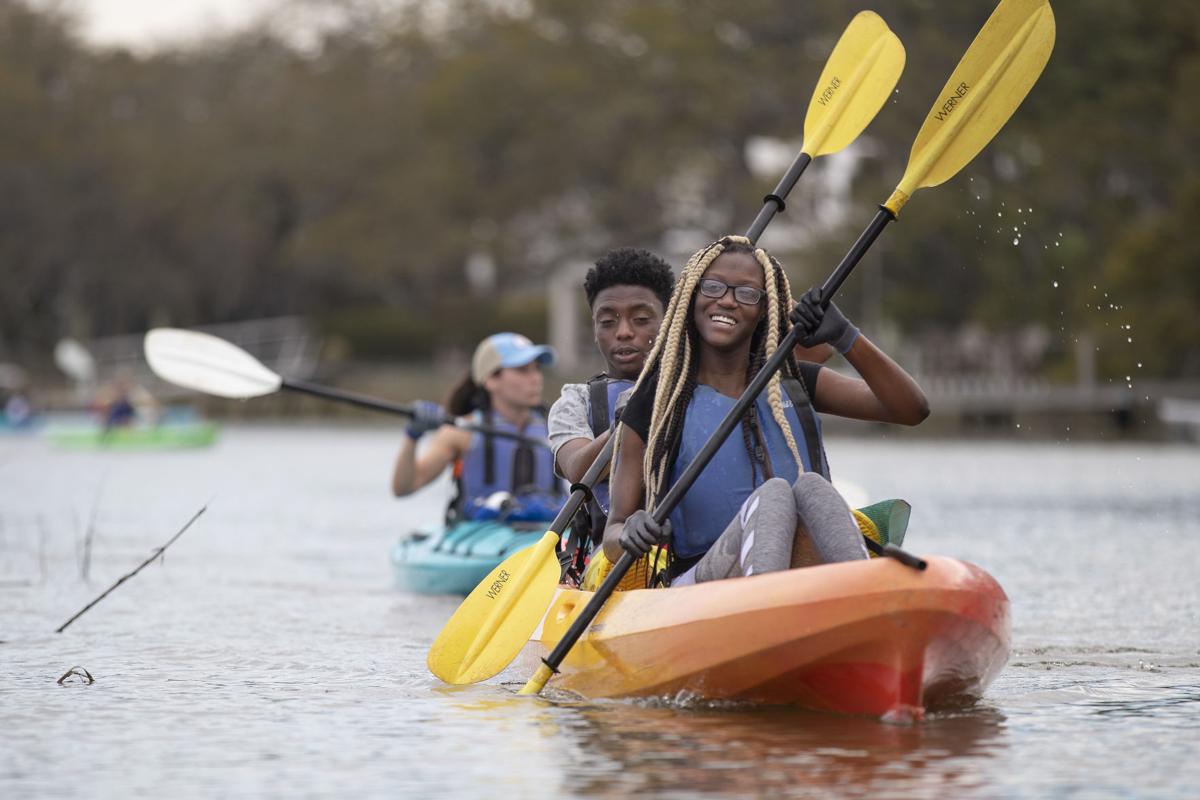 kayak action 02.jpg