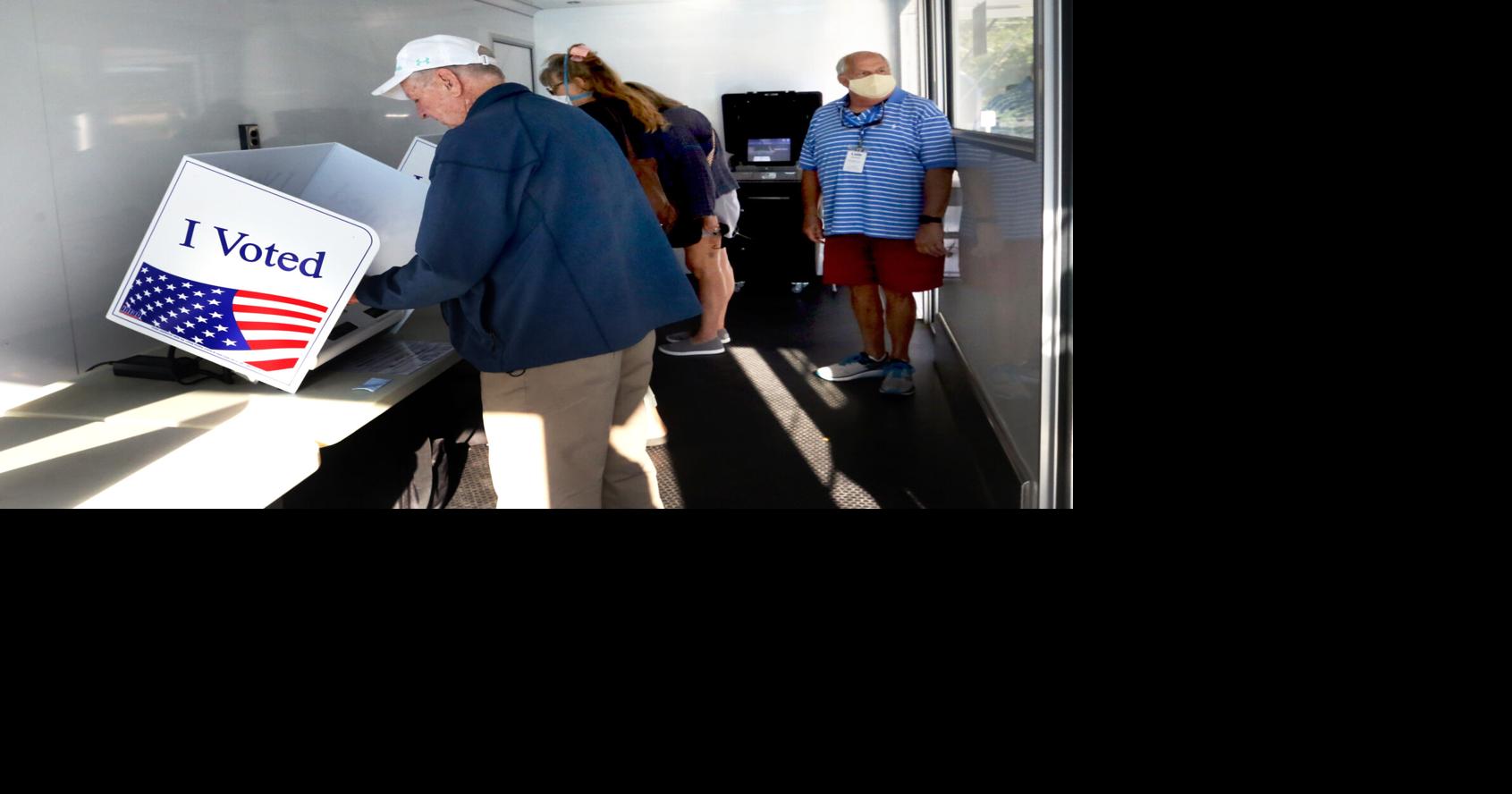 Isle of Palms, Sullivan's Island to elect mayor and council members on Nov. 4. Here's what to know.