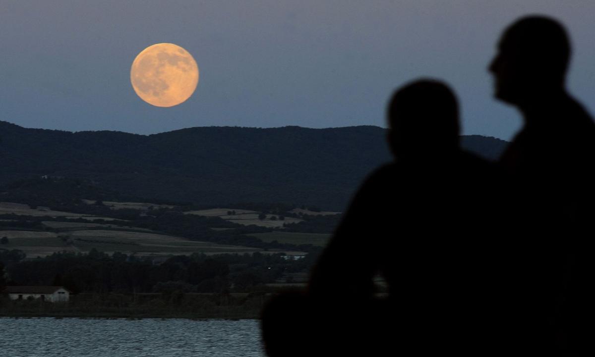 Supermoon