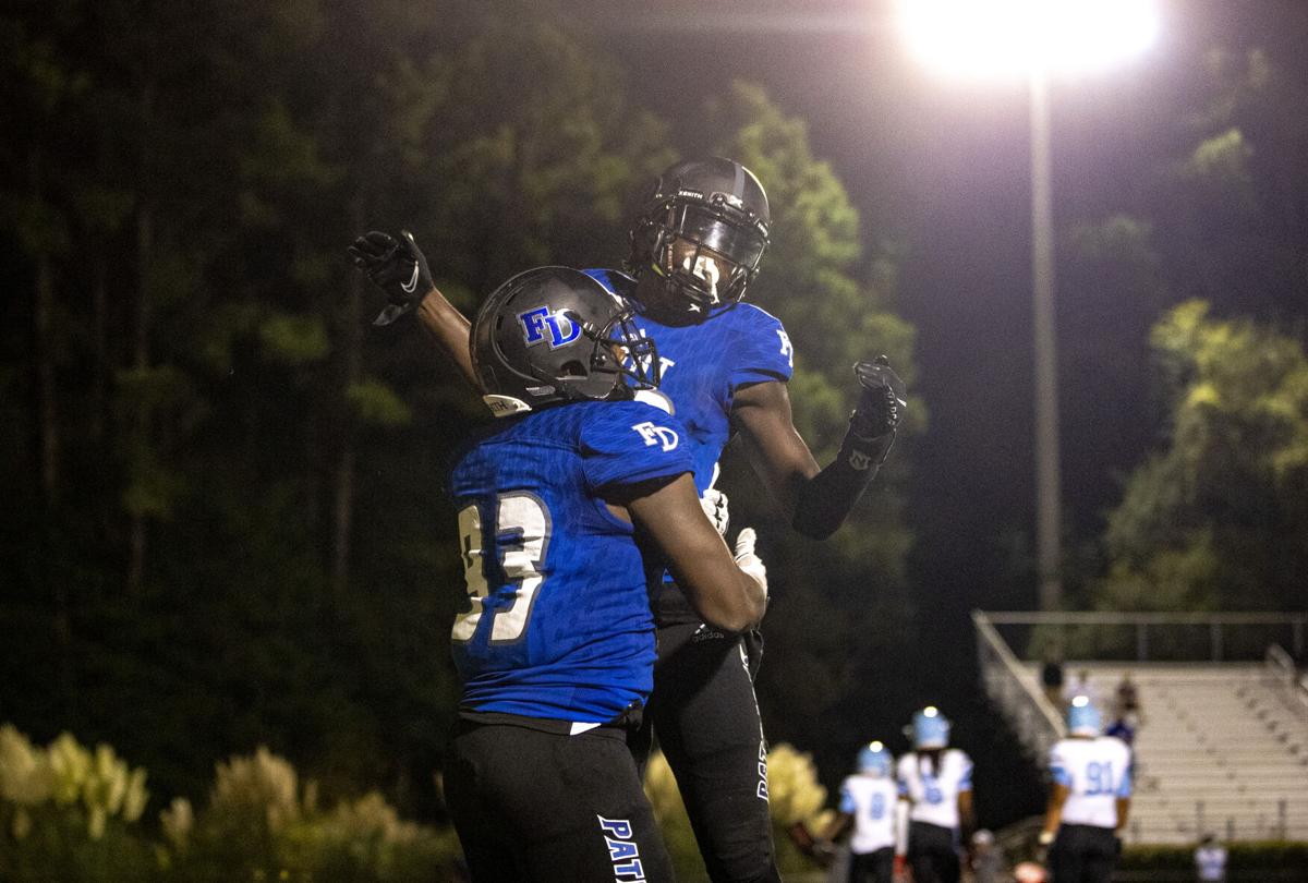 Fort Dorchester football _2.jpg