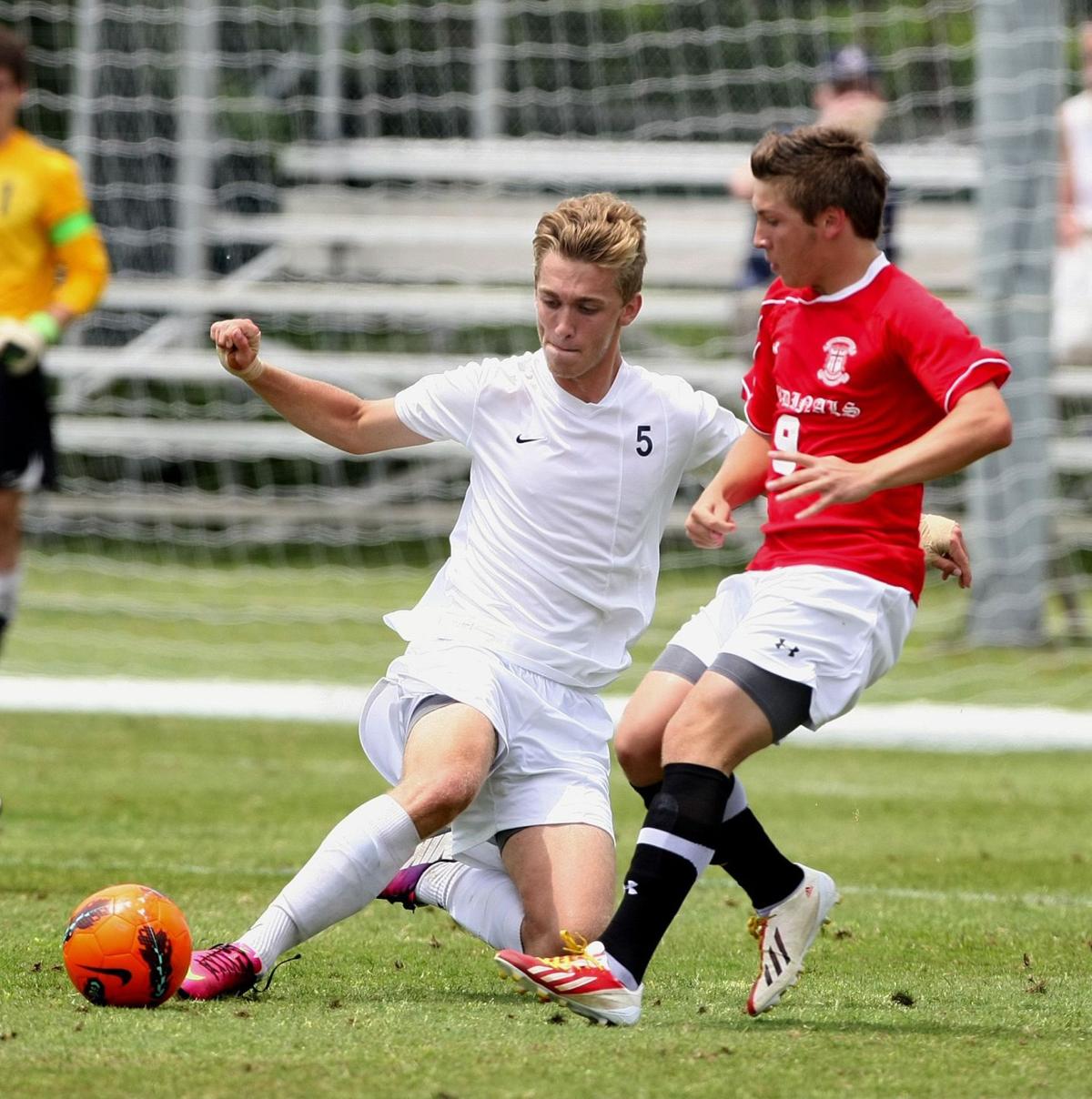 Pinewood boys soccer vs. Cardi